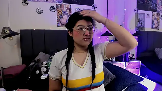 SabrinaV  online show from 3, 7, 2026
