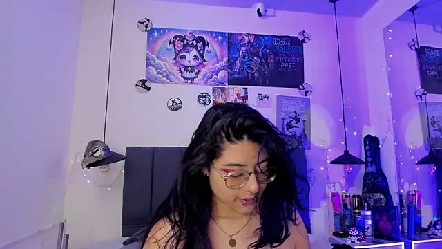 SabrinaV  online show from 6, 7, 2026