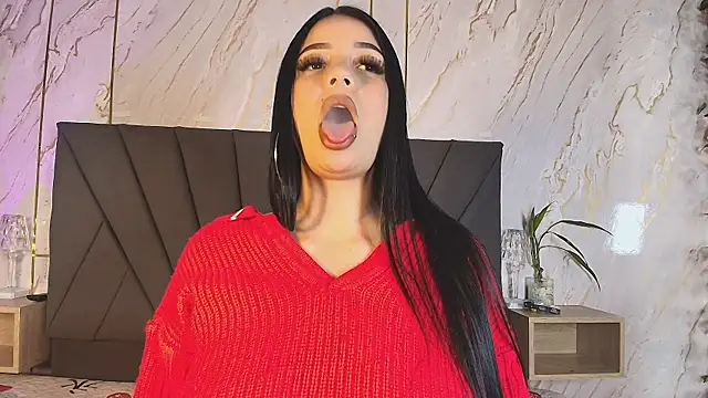 Luna Scarlet1 online show from 25, 9, 2025