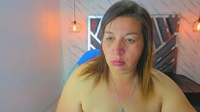 MaylinRosse  online show from 24, 6, 2026