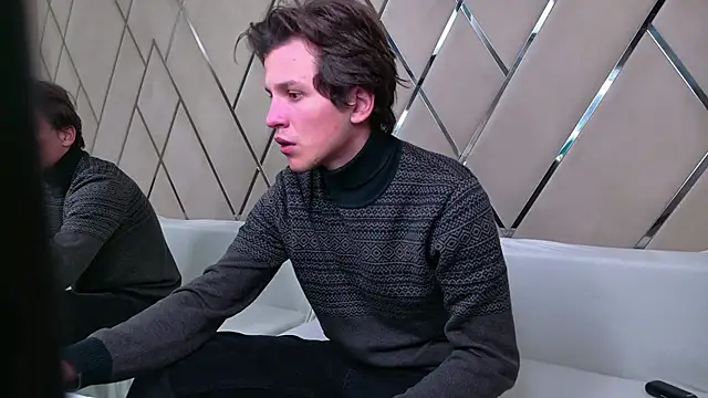 JesseCrosss online show from 24, 9, 2025