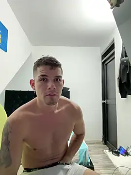 BooyHott  online show from 8, 3, 2026