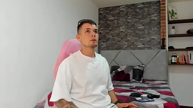 BooyHott  online show from 19, 3, 2026