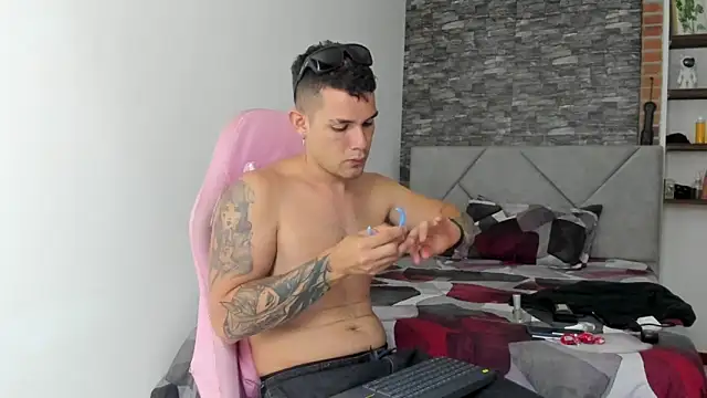 BooyHott  online show from 20, 3, 2026