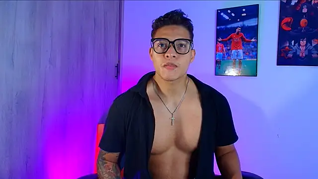 evan greey online show from 23, 9, 2025