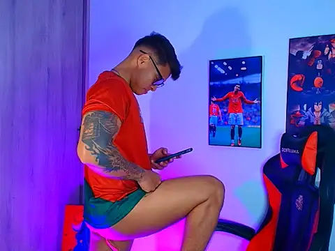 evan greey online show from 16, 10, 2025