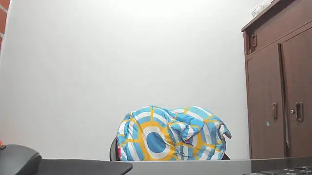 catalinacoxx online show from 11, 10, 2025