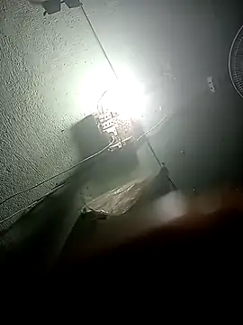 Snapshot of AgitatedStrip9 chatting on 25, 9, 2025 AgitatedStrip9 online show from 25, 9, 2025