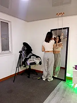 Maddy Rouse1 online show from 13, 10, 2025