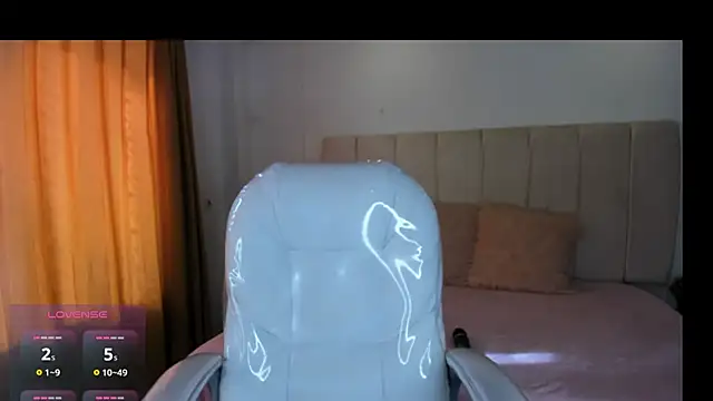 Maddy Rouse1 online show from 16, 10, 2025