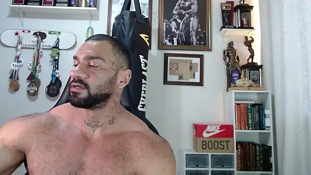 Snapshot of henryhadesflirt chatting on 13, 11, 2025 henryhadesflirt online show from 13, 11, 2025