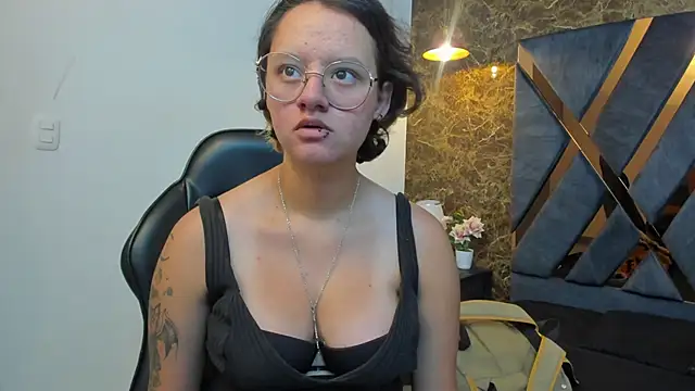 Asami Hattori online show from 22, 10, 2025
