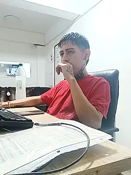 Snapshot of Kriss_Mercury chatting on 9, 10, 2025 Kriss Mercury online show from 9, 10, 2025