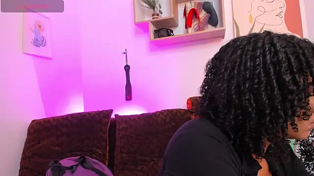 Snapshot of camilafoox7 chatting on 23, 12, 2025 camilafoox7 online show from 23, 12, 2025