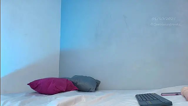 CarolinaGomez  online show from 1, 10, 2025