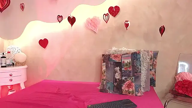 SaraGuzmann online show from 19, 2, 2026