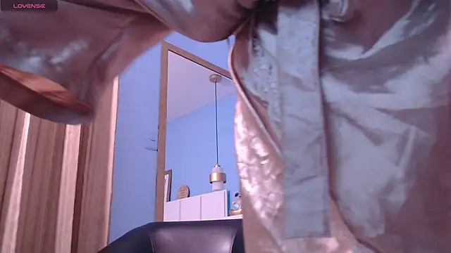 PenelopeBond online show from 30, 9, 2025