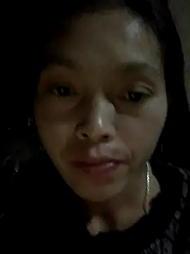 Snapshot of Halyy_xx chatting on 7, 10, 2025 Halyy xx online show from 7, 10, 2025