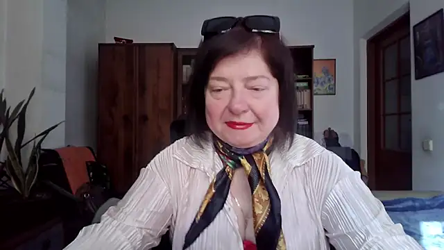 Violet Pulse online show from 5, 3, 2026