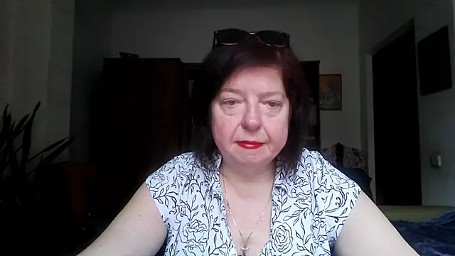 Violet Pulse online show from 22, 4, 2026