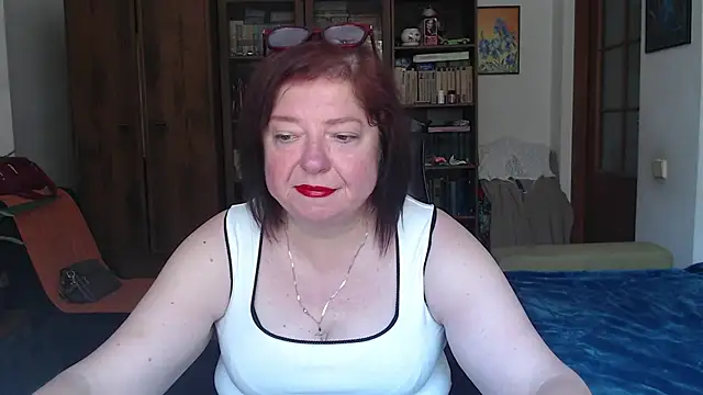 Snapshot of Violet_Pulse chatting on 3, 7, 2026 Violet Pulse online show from 3, 7, 2026