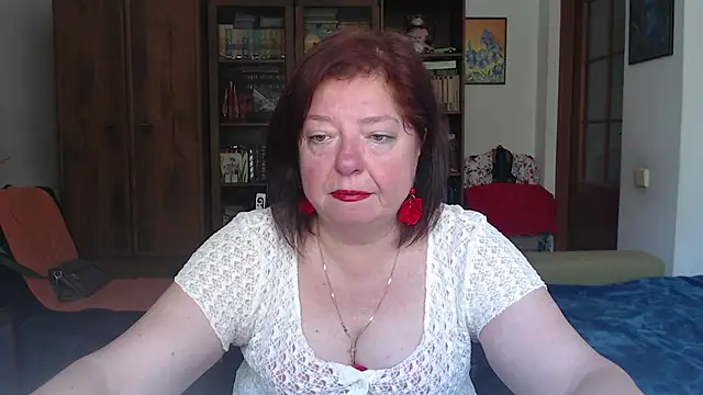 Snapshot of Violet_Pulse chatting on 31, 7, 2026 Violet Pulse online show from 31, 7, 2026