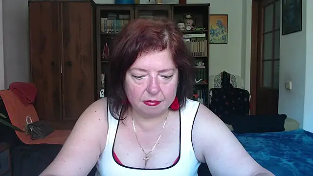 Snapshot of Violet_Pulse chatting on 6, 8, 2026 Violet Pulse online show from 6, 8, 2026