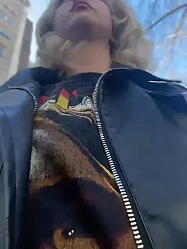 RonnieKiss online show from 29, 4, 2026