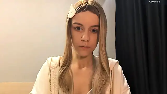 Snapshot of LesterHasting chatting on 15, 10, 2025 LesterHasting online show from 15, 10, 2025