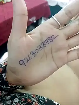 Snapshot of JassiKumari02 chatting on 23, 10, 2025 JassiKumari02 online show from 23, 10, 2025