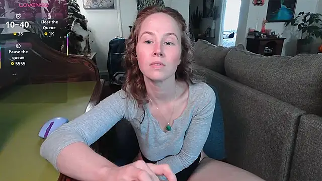 Snapshot of wutangwendy chatting on 2, 10, 2025 wutangwendy online show from 2, 10, 2025