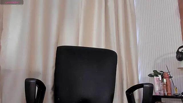 liam twiink online show from 11, 2, 2026