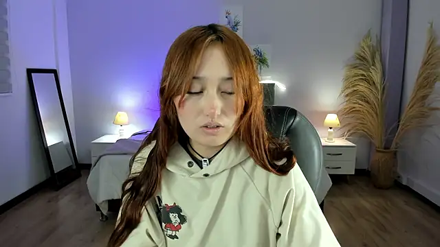 Snapshot of Samara_Hilton_2 chatting on 22, 10, 2025 Samara Hilton 2 online show from 22, 10, 2025