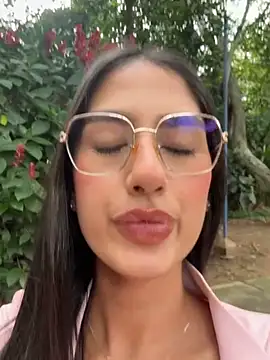 Julieta Duque online show from 17, 12, 2025