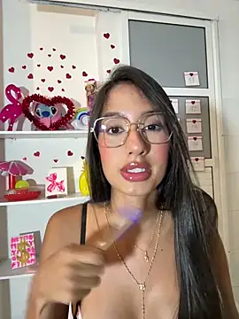 Julieta Duque online show from 8, 2, 2026