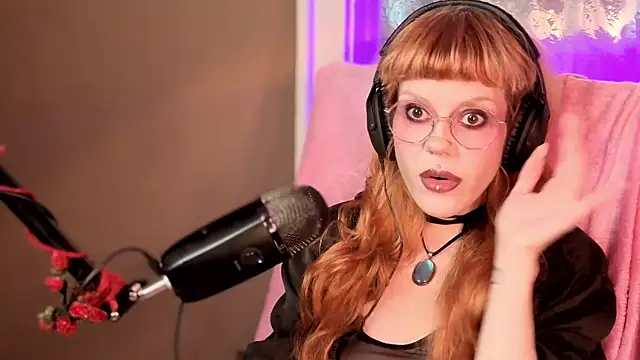 Snapshot of tacodeluxxxe chatting on 12, 3, 2026 tacodeluxxxe online show from 12, 3, 2026