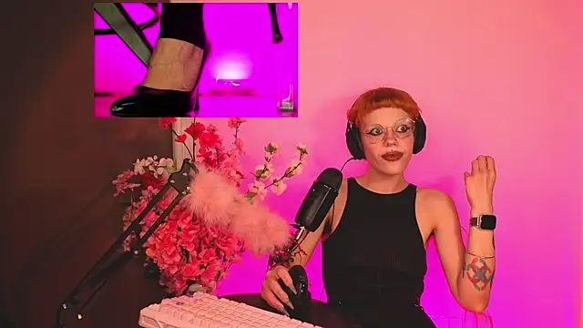 Snapshot of tacodeluxxxe chatting on 20, 4, 2026 tacodeluxxxe online show from 20, 4, 2026