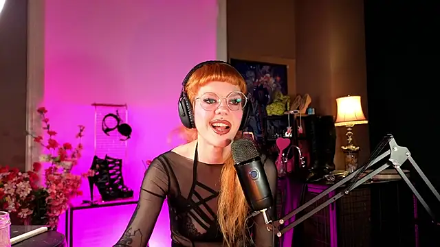 Snapshot of tacodeluxxxe chatting on 14, 5, 2026 tacodeluxxxe online show from 14, 5, 2026
