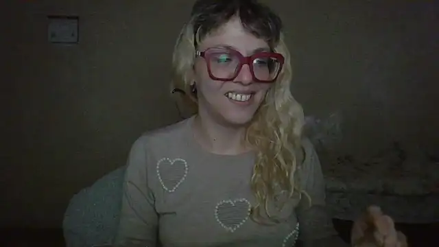 Snapshot of BlondieTami chatting on 14, 3, 2026 BlondieTami online show from 14, 3, 2026