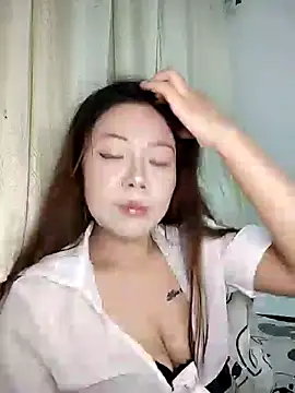 Snapshot of -Bianca- chatting on 28, 9, 2025 -Bianca- online show from 28, 9, 2025