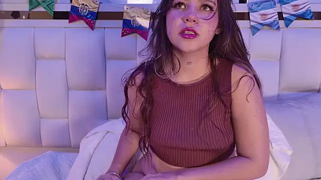 Snapshot of samanthaa_sm chatting on 18, 6, 2026 samanthaa sm online show from 18, 6, 2026
