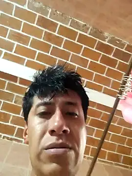 Carlos27hot online show from 14, 11, 2025