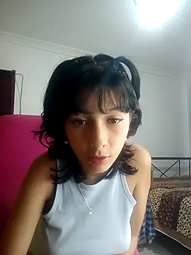 Snapshot of xoxo_milk chatting on 22, 9, 2025 xoxo milk online show from 22, 9, 2025