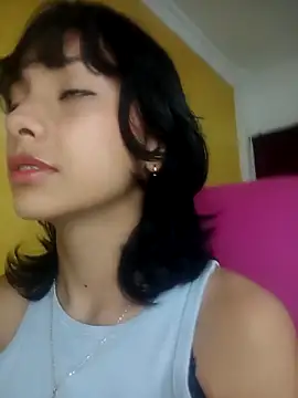 Snapshot of xoxo_milk chatting on 6, 10, 2025 xoxo milk online show from 6, 10, 2025