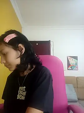 Snapshot of xoxo_milk chatting on 10, 10, 2025 xoxo milk online show from 10, 10, 2025