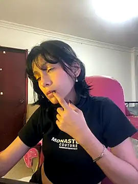 Snapshot of xoxo_milk chatting on 9, 11, 2025 xoxo milk online show from 9, 11, 2025