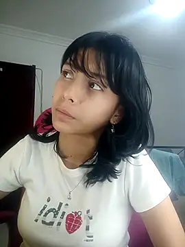 Snapshot of xoxo_milk chatting on 20, 12, 2025 xoxo milk online show from 20, 12, 2025