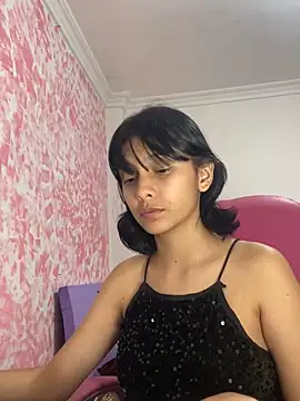 Snapshot of xoxo_milk chatting on 3, 2, 2026 xoxo milk online show from 3, 2, 2026