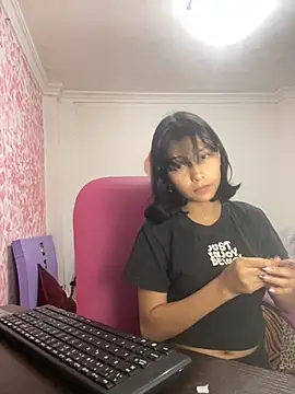 Snapshot of xoxo_milk chatting on 15, 2, 2026 xoxo milk online show from 15, 2, 2026