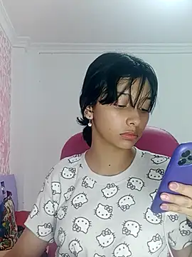 Snapshot of xoxo_milk chatting on 1, 3, 2026 xoxo milk online show from 1, 3, 2026